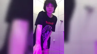 moonlighty_ 21 11.2020  7 Come shower with me