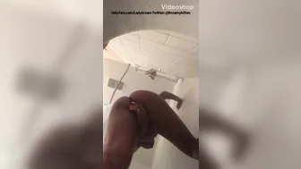 ladykream 11 11.2019 Shower play Going live tonight at 9pm be ready