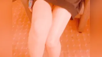 hitomi_official 16 12.2019 Video My friends don t care about what i do lol