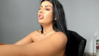 moniqueeass 4.11.2020 313_female chaturbate