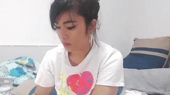 pie_asia  college hooker masturbates her wet hole