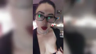 sexyserenab 28 09 2018 3347075 All rise for the honorable Justice Blair