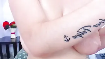 clarysmith  show her HUGE asshole