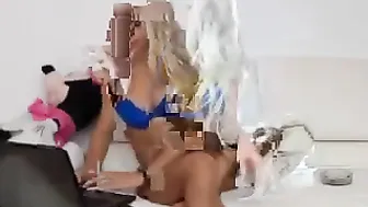 blondeefairy  Fingering cunt vibrator