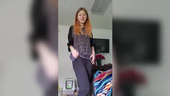 lvl80waifu 17 11 2019 14360398 A 60 second strip in my pajamas