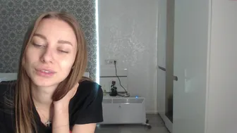 sweet_mia 1 2.05.2021 531_female chaturbate 2021