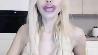 realbarbiebimbo  Hot Pussy show