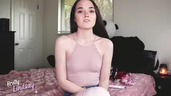 Bratty Lindsay - Dress Up With Sissy - ManyVids