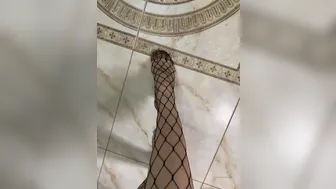 niko_belle-06-05-2020-37496231-My_feet