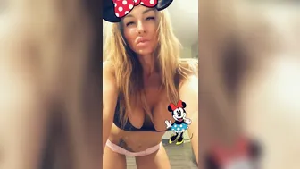 Aubrey Black onlyfans 18 01 23 1022407 VIDEO Naughty Mini go to bed  720x1280