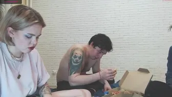 dale_charming 4.04.2021 351_couple chaturbate