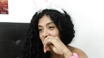 ebony_sara  take Reach Orgasm