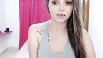 tomnlily  webcam Clit stimulation show