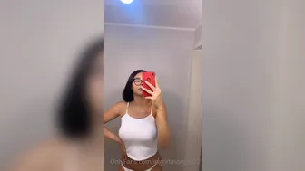 Bella Moreira onlyfans 24 05 2020 42047873