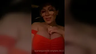 Scarlett Jones onlyfans 20 08 31 44835519 3 little vids Dirty talking showing off my tits and spreading my pussy fo(..) 1080x1920