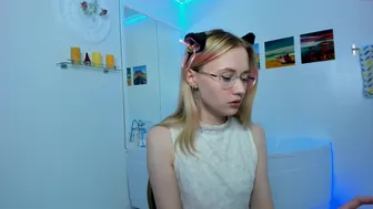 moni_shows 1.06.2021 355_female chaturbate