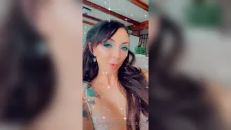 London Lix OF_20200725-77435607-Would You Rather