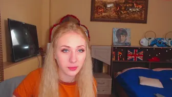 blone_babygirl 12.2020 0_female_chaturbate