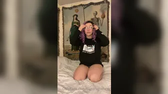 bigtittygothegg _2020 06 09_5edff80cba1fe3132d90e_source