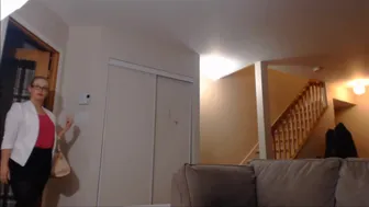 Missbehavin26 young slut dancing striptease