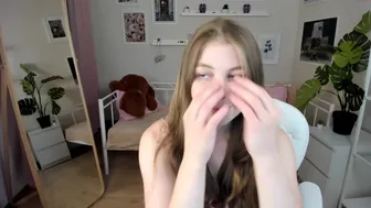 meggie_brooks Chick in stockings Nastya caresses pussy lips