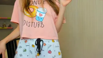 elizabeth_wong Fresh masturbate with busty USA whore