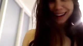 uv  Conversations and caresses