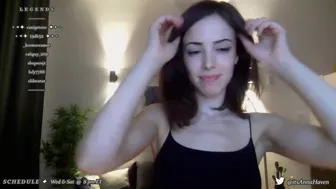 annahaven busty ruining caresses vagina