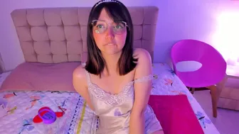 becca_be__01102021_1201_female_chaturbate