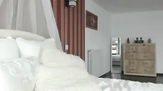 crazycrissy  Fingers Her wet Pussy On Cam