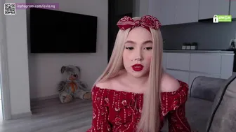 evian_18_23072021_0125_female_chaturbate (1)