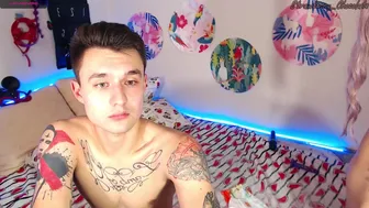 strawberry_chocolate_11092021_0355_couple_chaturbate