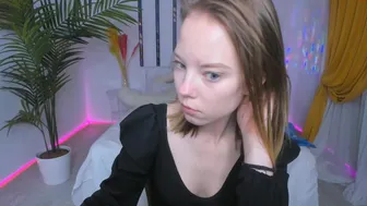 stephanie_evans_28092021_1347_female_chaturbate