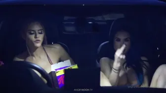 Obey Angelina aka uncensorredom onlyfans_ Obey Angelina aka uncensorredom onlyfans_2019-12-26  Happy boxing day nothing like a bit of public flashing and