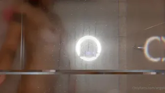 angelicamorango.20.06.2021.2140812597.shower_time