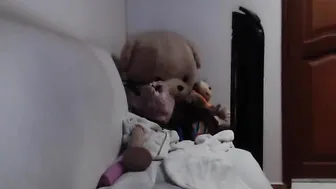 preziosabella  Plays with their holes