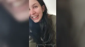Aella Girl onlyfans 5f7df911240262149ff9f_source