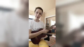 Aella Girl onlyfans 2020.06.14_5ee6a0d3313321ada3ade_source