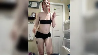 lawlessangel87.15.05.2021.2109795343.Red_hair_hottie