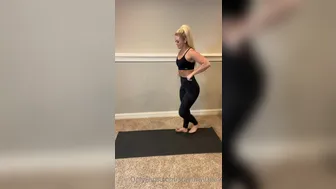 toneupwithtay_09.01.2021_92637345_HAPPY_WEEKEND____П???П???_П???Save_this_video_for_next_time_you_need_a_quick,_but_effective,_home_workout___П???_._This_work