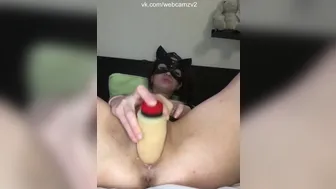 Alenkaaexi Трясет своей упругой попкой