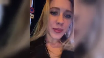 Likachkaa ласкает себя в онлайне