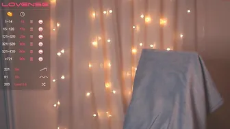 jane_kinn повертела своей сочной попкой