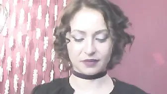 kathyvonk  fingering pussy on chaturbate