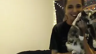 lil_beee  webcam pussycat fluctuating game
