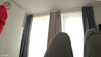 CandyXS Hobbyhure gebucht  Beautiful bitch jerks off with an unusual device