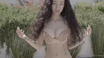 Bhad Bhabie onlyfans Gorgeous babe seduces with big ass