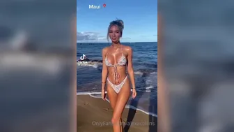 Allexa Collins onlyfans Openwork babe turns with juicy tits