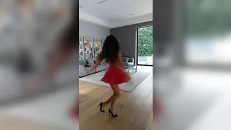 VinaSkyy onlyfans Mama is cumming heavily