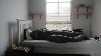 KittyCashew onlyfans Painted lady makes big tits